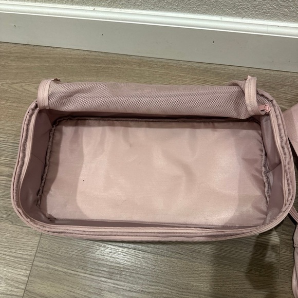 Beis Mini Weekender Convertible - Picture 5 of 9